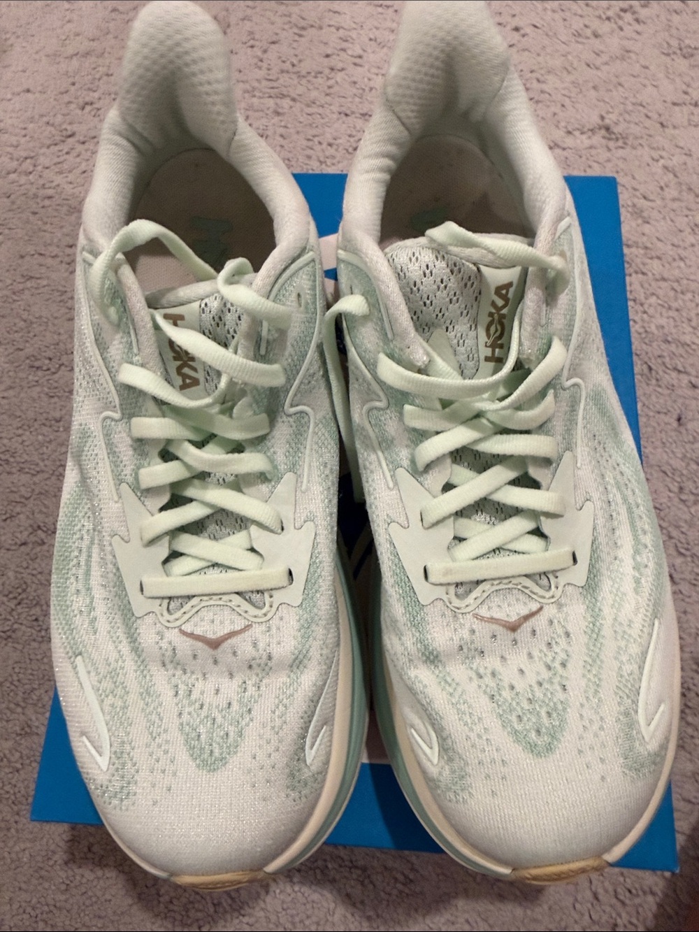 Hoka Women's Clifton 10, Size 7, Mint Green Cushioned Athletic Shoe - Picture 5 of 12
